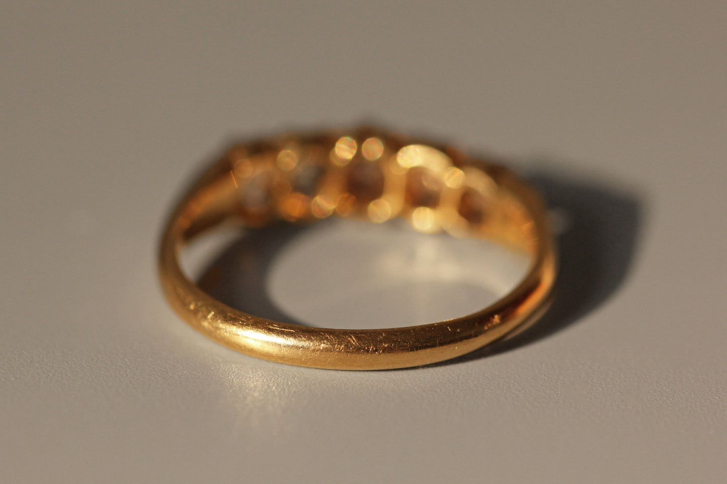 Antique georgian old cut diamond ring, in 18 carat gold