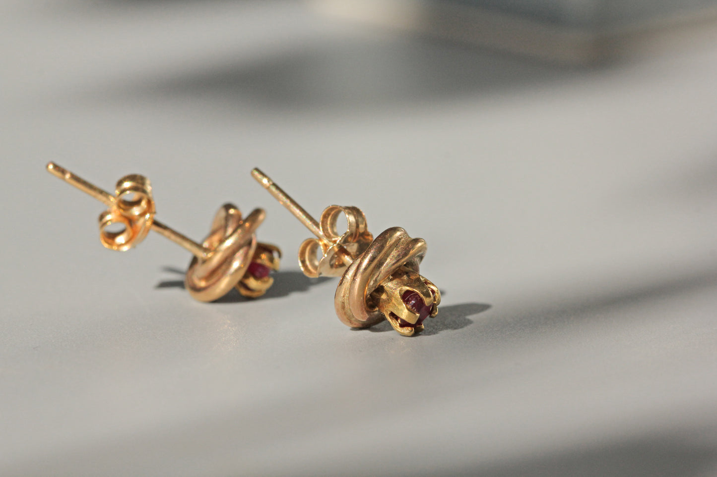 Vintage ruby nest stud earrings, in 9 carat gold