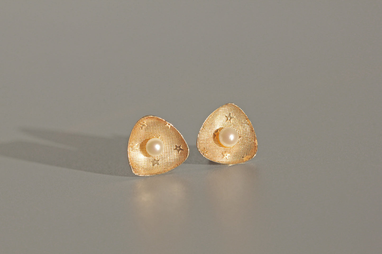 Vintage akoya pearl celestial star earrings, in 9 carat gold