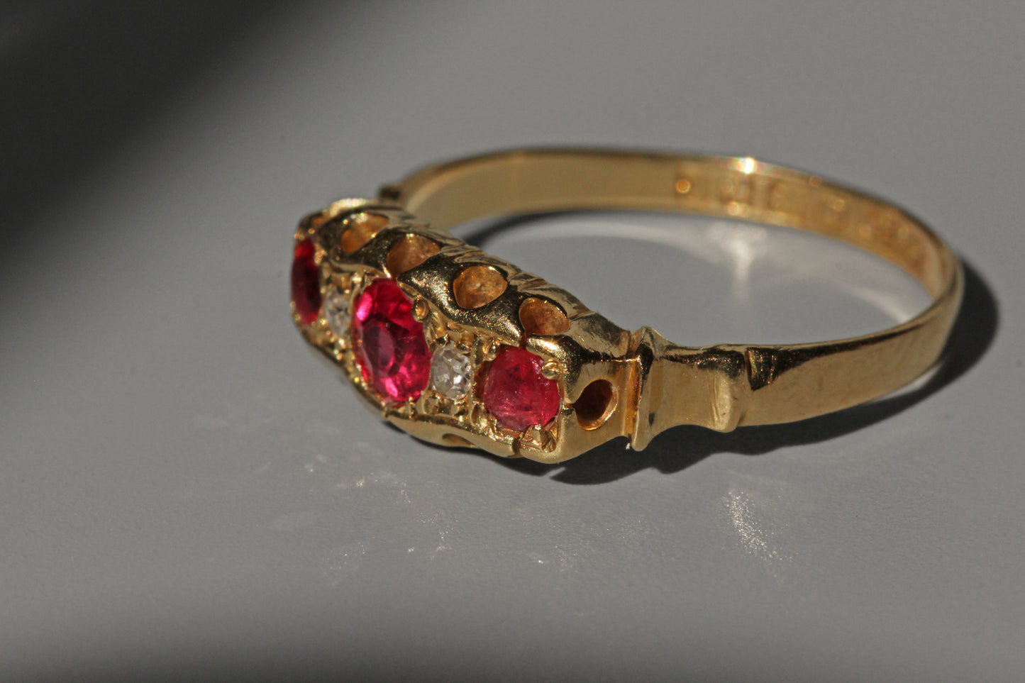 Antique victorian ruby and diamond boat ring, in 18 carat gold