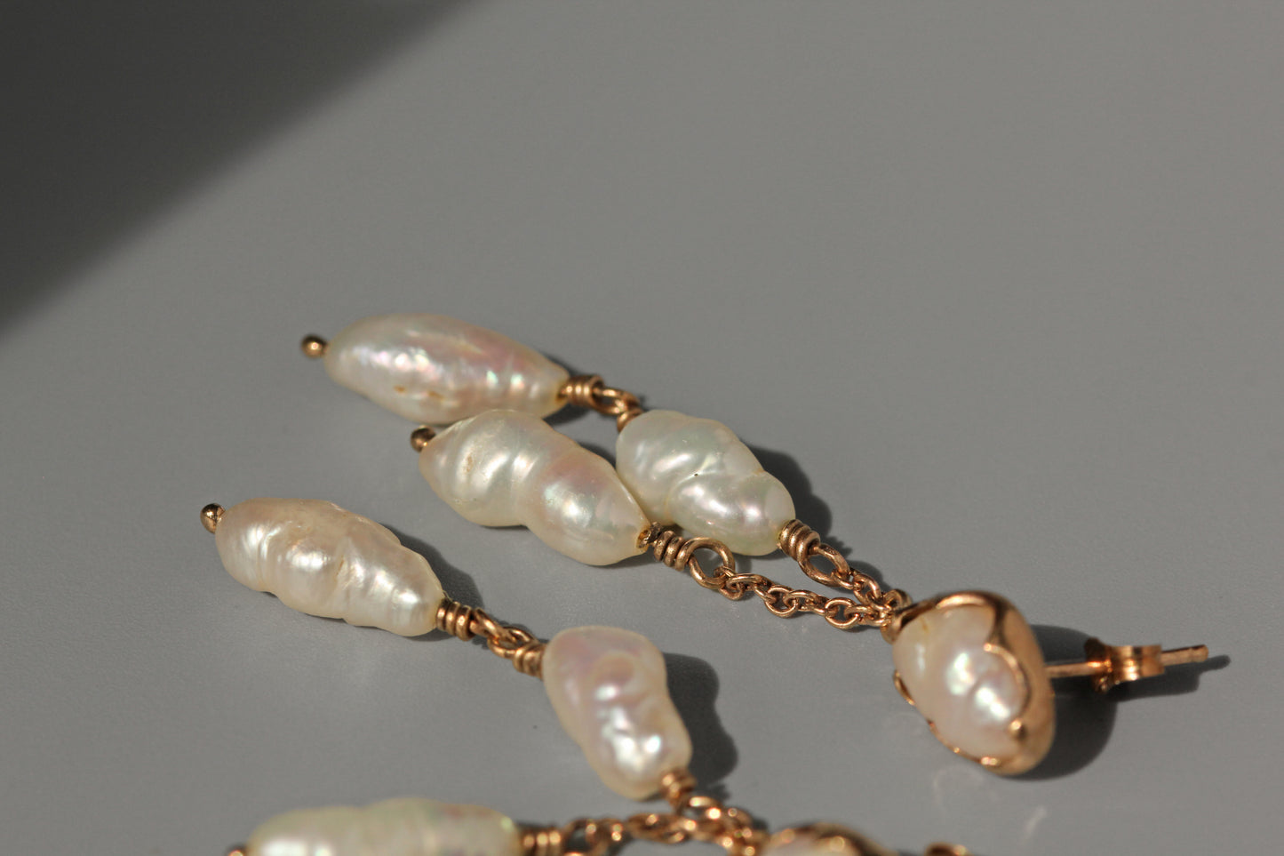 Antique baroque pearl drop earrings, in 9 carat gold