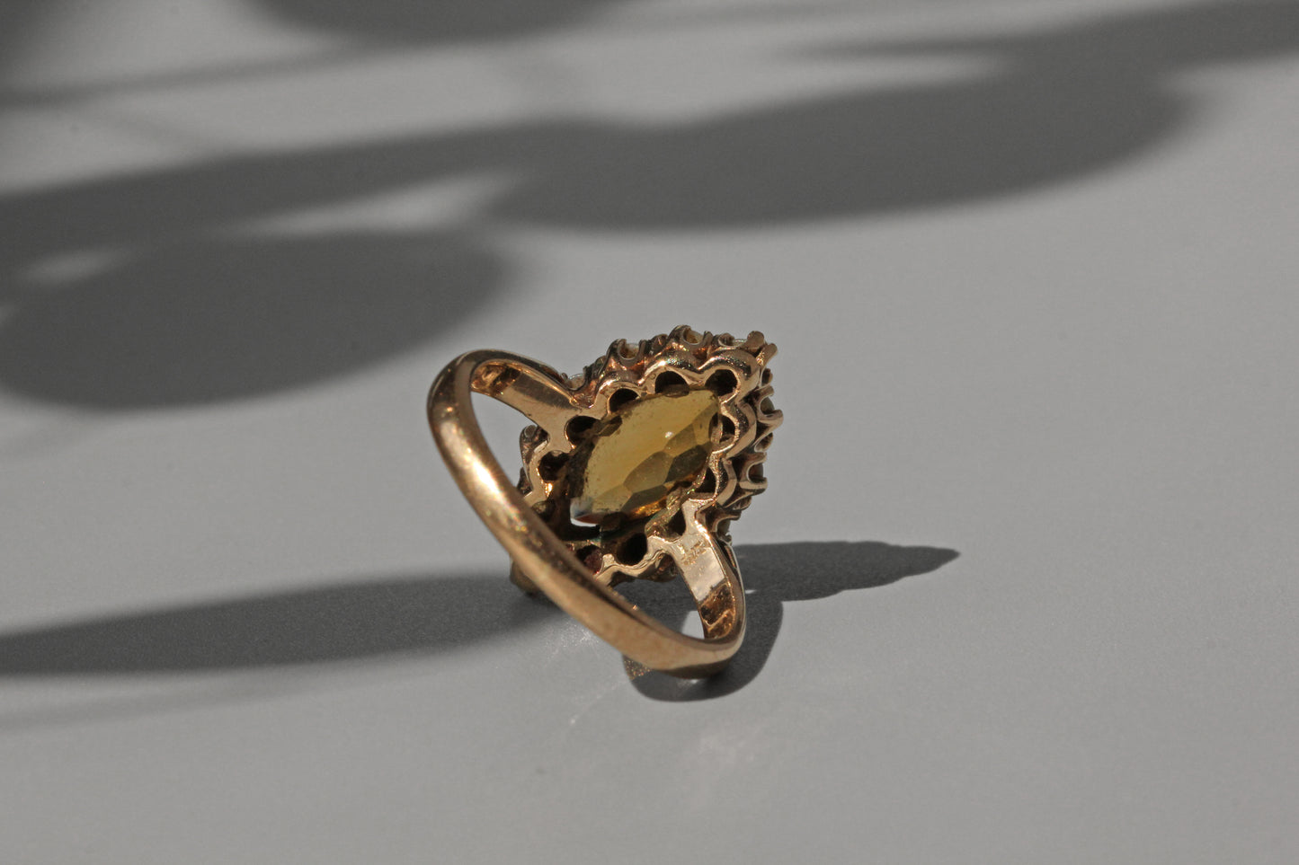 Vintage citrine and pearl marquise ring, in 9 carat gold