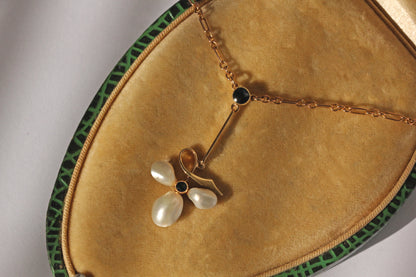 Antique edwardian sapphire & baroque pearl necklace, in 15 carat gold