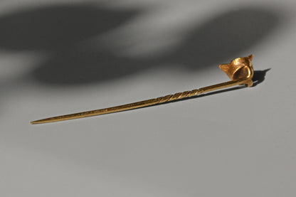 Antique victorian fox head pin with pink topaz eyes, in 9 carat gold