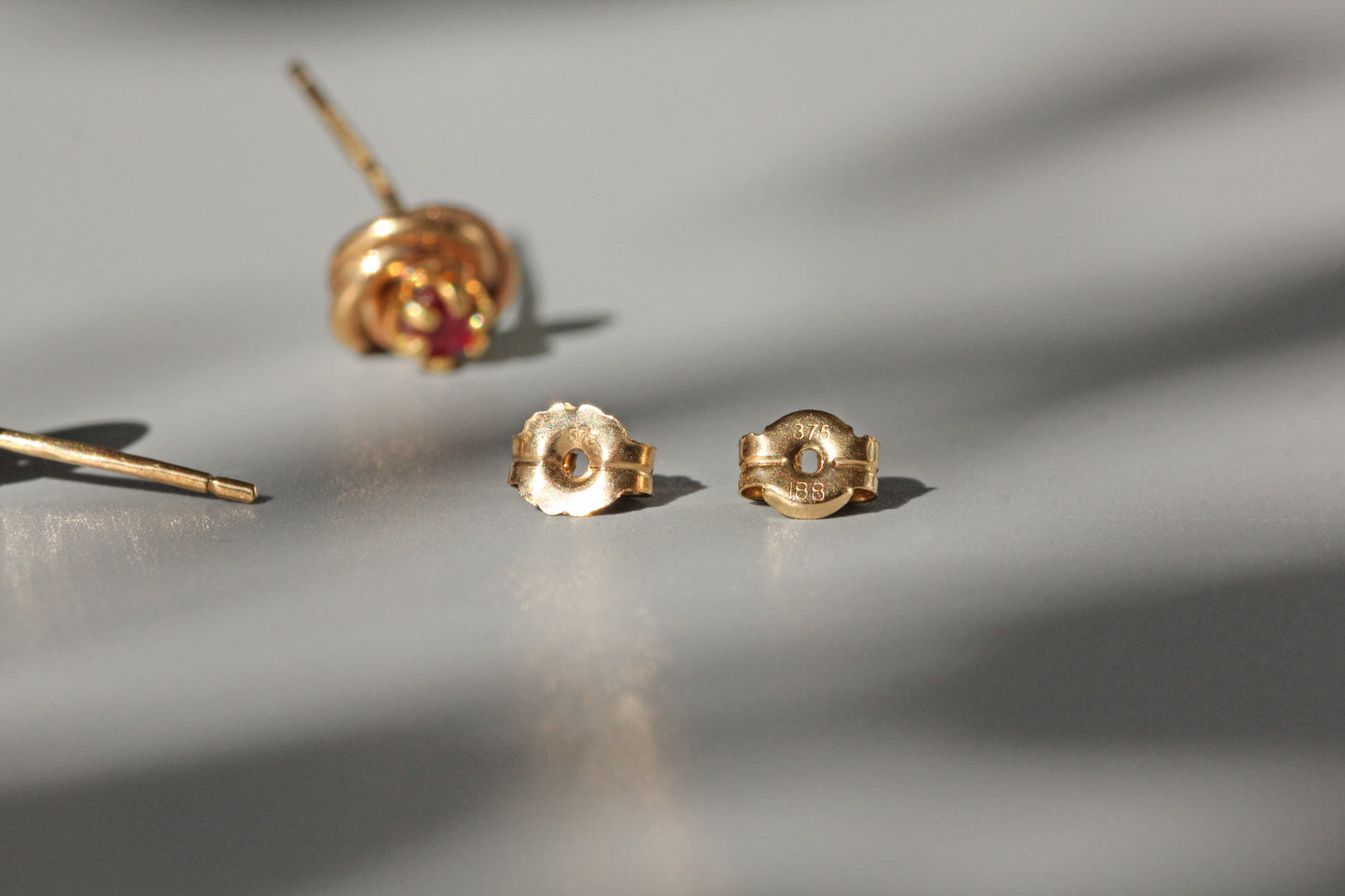 Vintage ruby nest stud earrings, in 9 carat gold