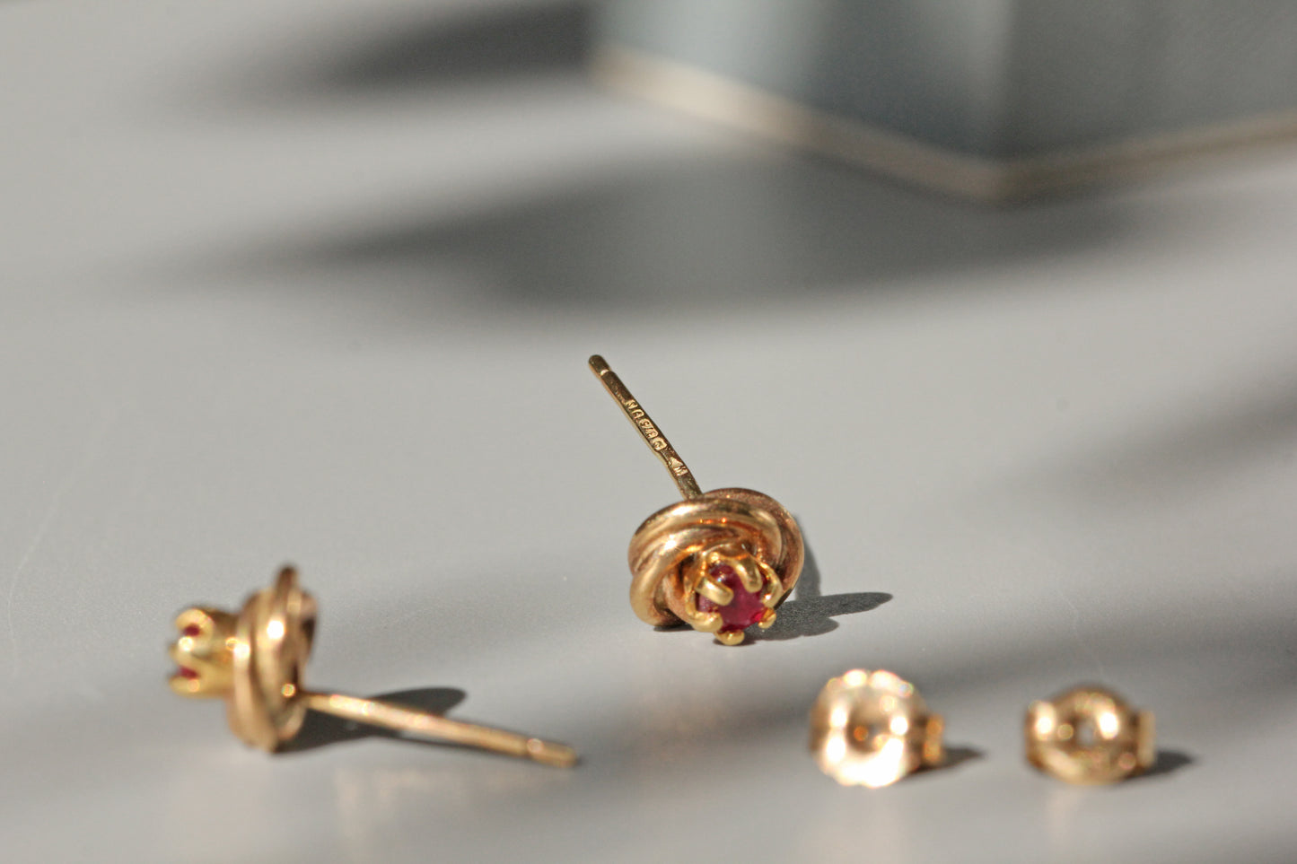 Vintage ruby nest stud earrings, in 9 carat gold