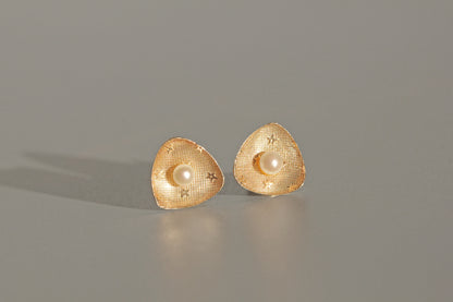 Vintage akoya pearl celestial star earrings, in 9 carat gold