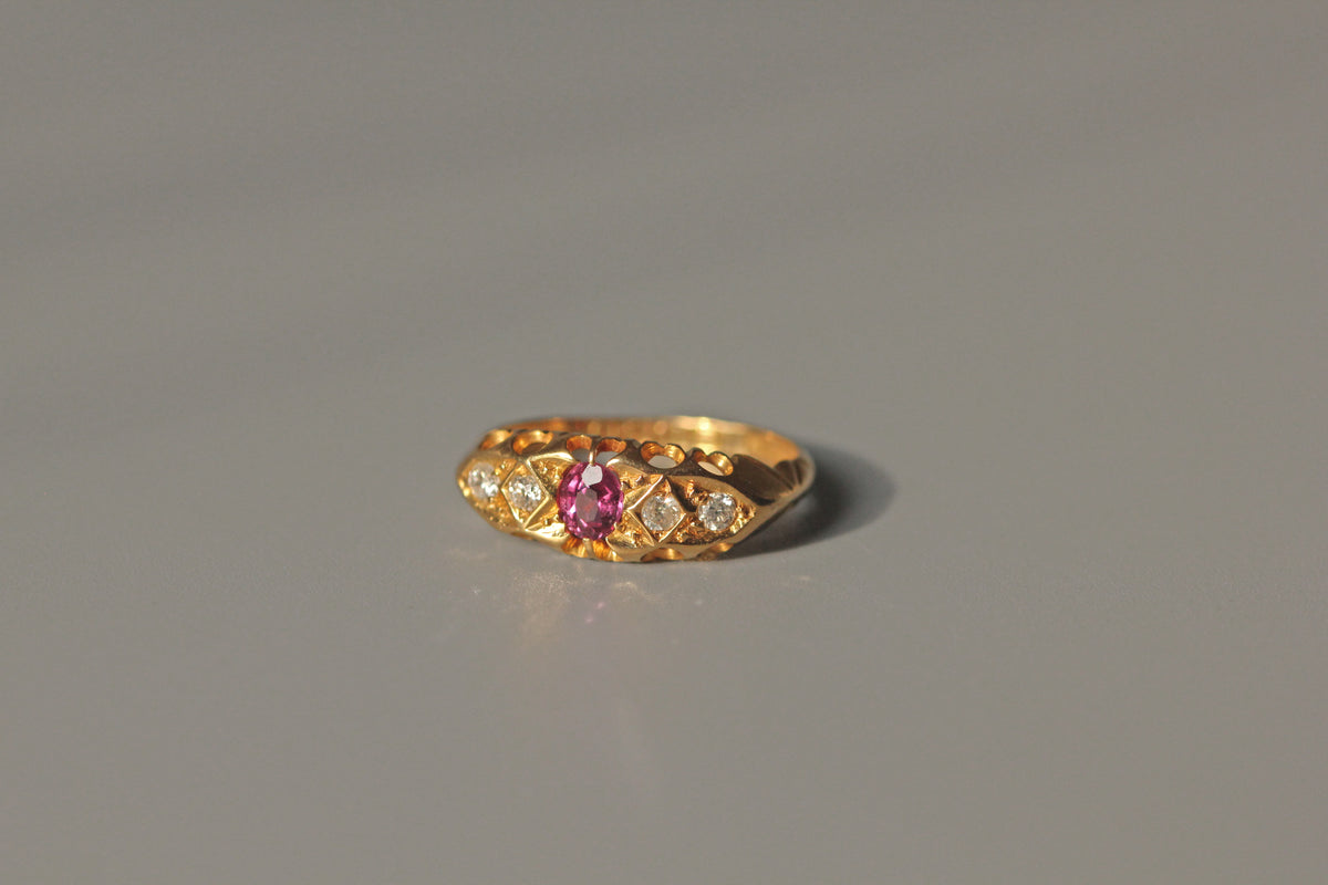 Antique Victorian ruby and diamond ring in 18ct gold engagement ring