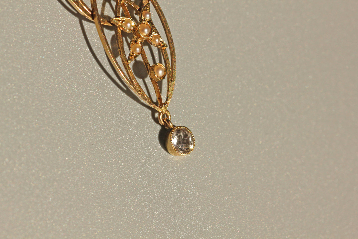 Antique art nouveau zircon & seed pearl lavaliere pendant, in 9 carat gold