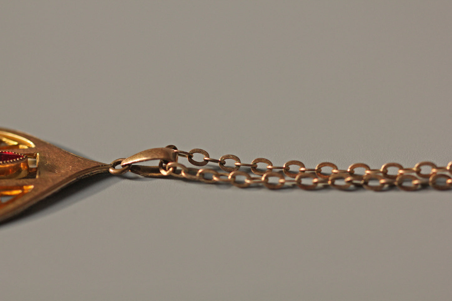 Antique art nouveau paste stone pendant necklace, in rolled rose gold