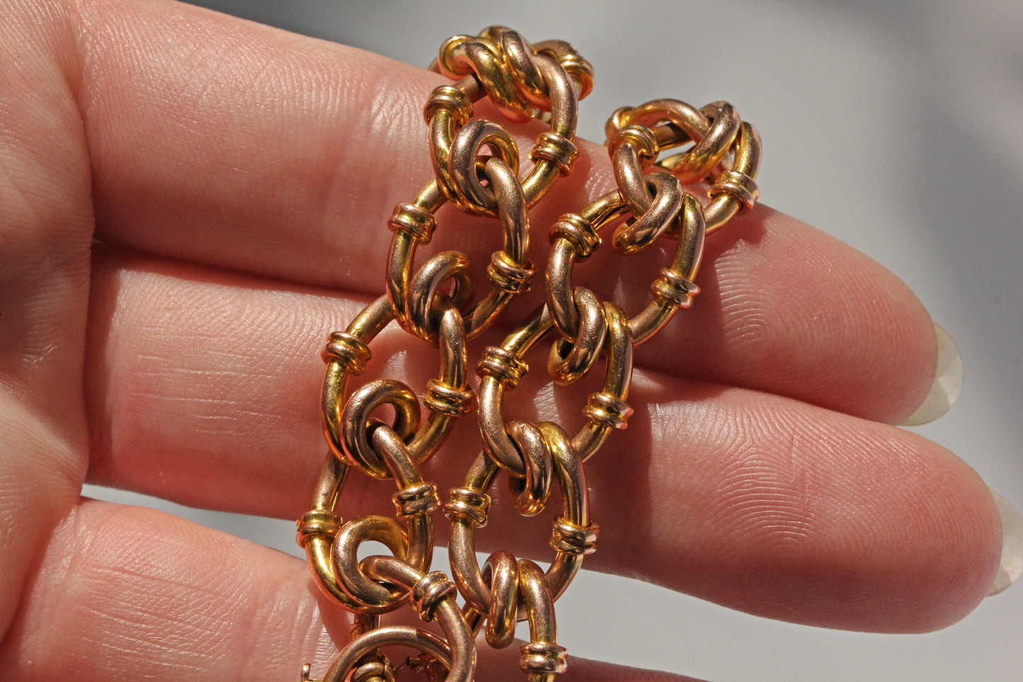 Antique fancy link heart padlock bracelet, in 9 carat gold