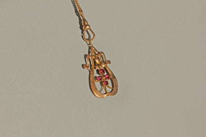 Antique Art Nouveau ruby pendant necklace in 9 carat gold
