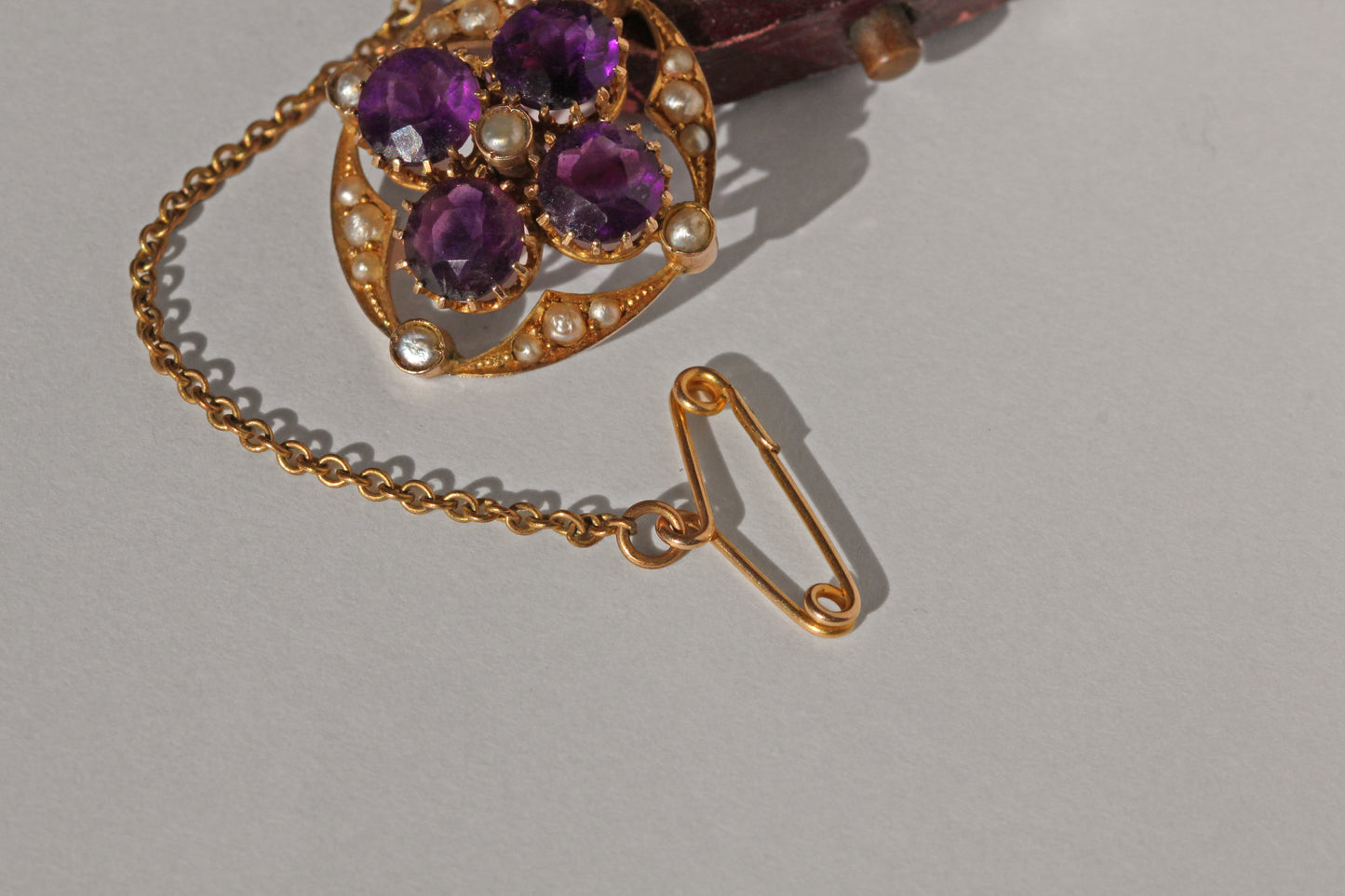Antique victorian amethyst and pearl brooch pendant, in 9 carat gold