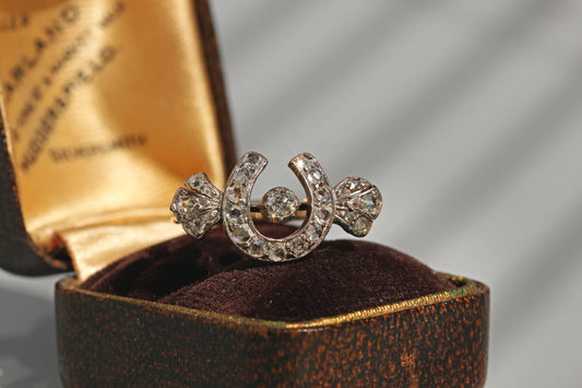 Antique old cut diamond horseshoe ring in 9 carat gold
