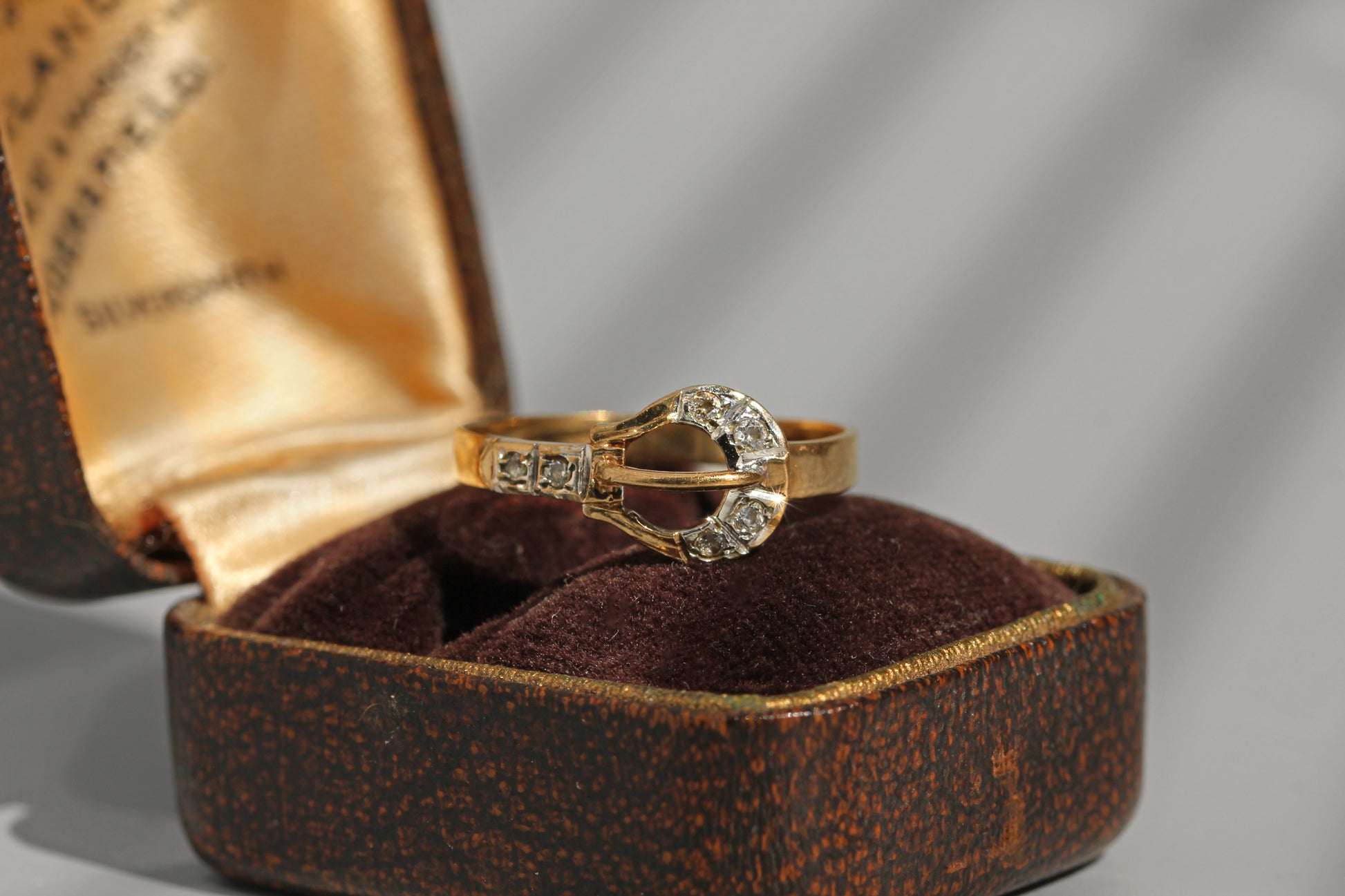 Vintage diamond belt buckle ring in 9 carat gold
