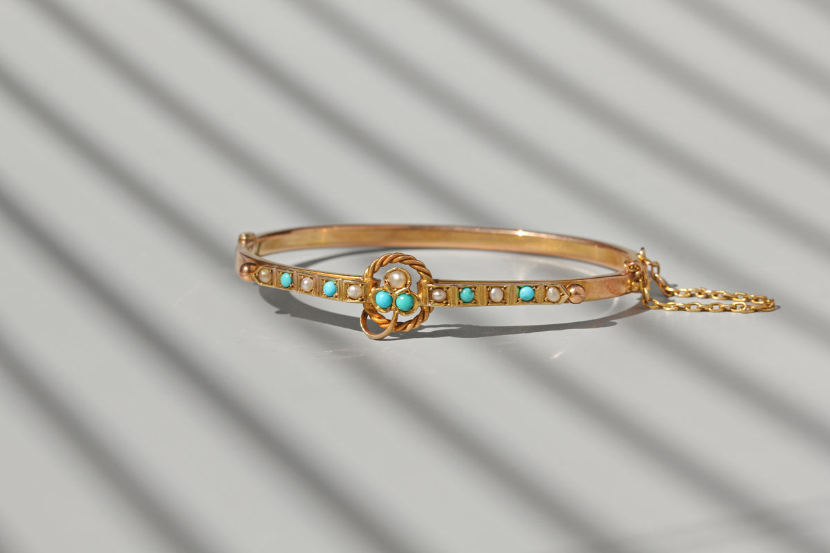 antique 9ct gold bangle with lucky clover