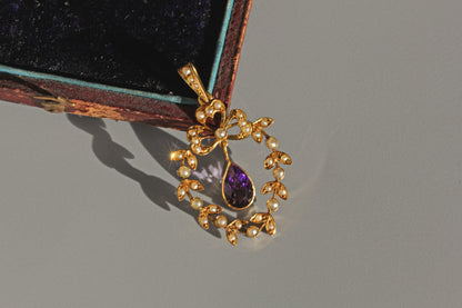 Antique victorian pearl and amethyst pendant, in 9 carat gold