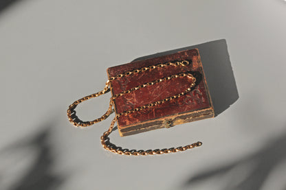 Antique victorian chunky belcher box link chain, in 9 carat gold