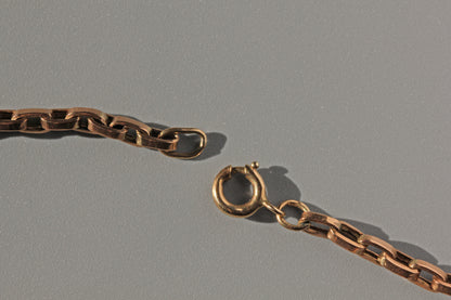 Antique victorian chunky belcher box link chain, in 9 carat gold