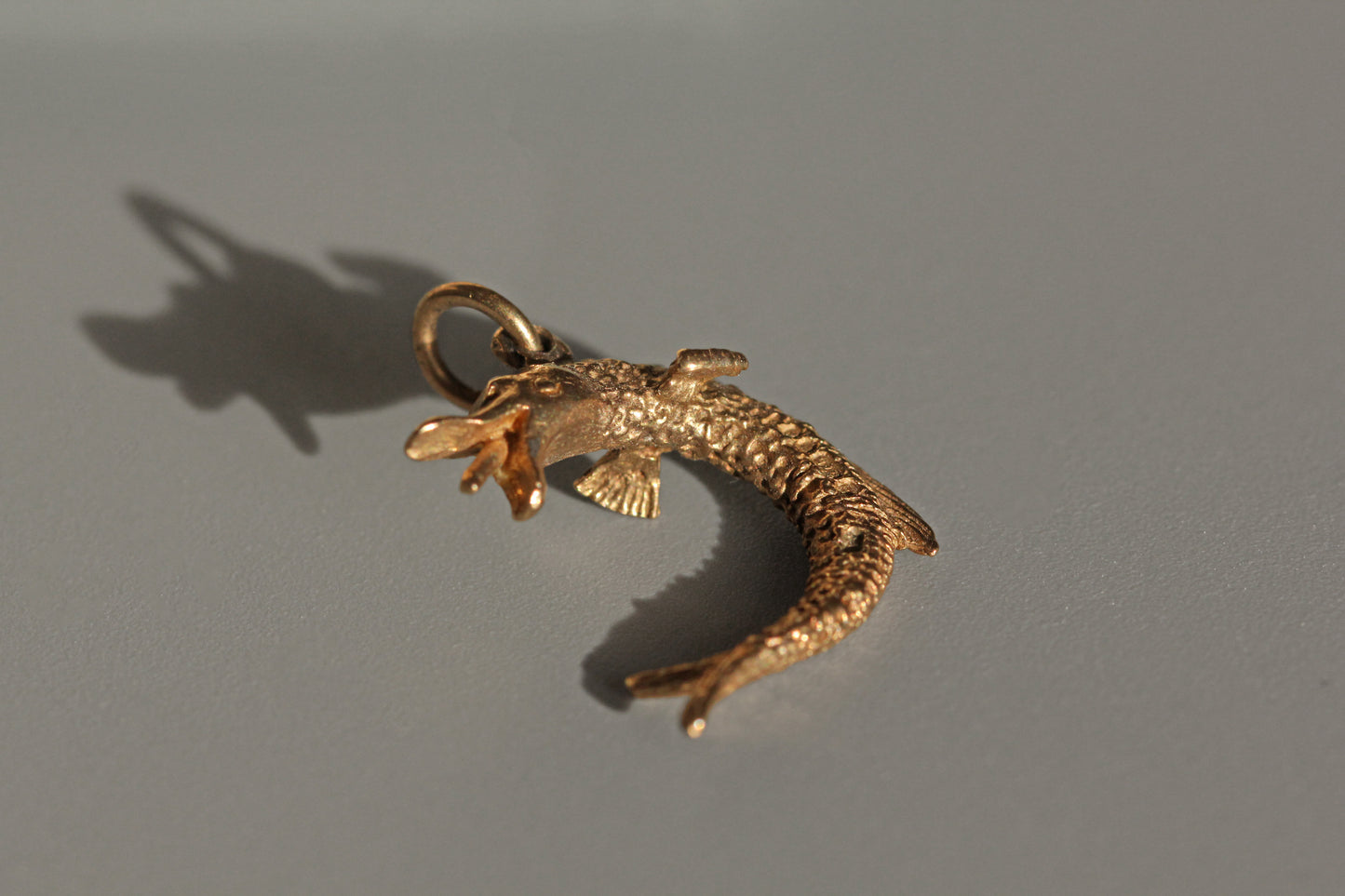 Vintage pike fish charm, in 9 carat gold