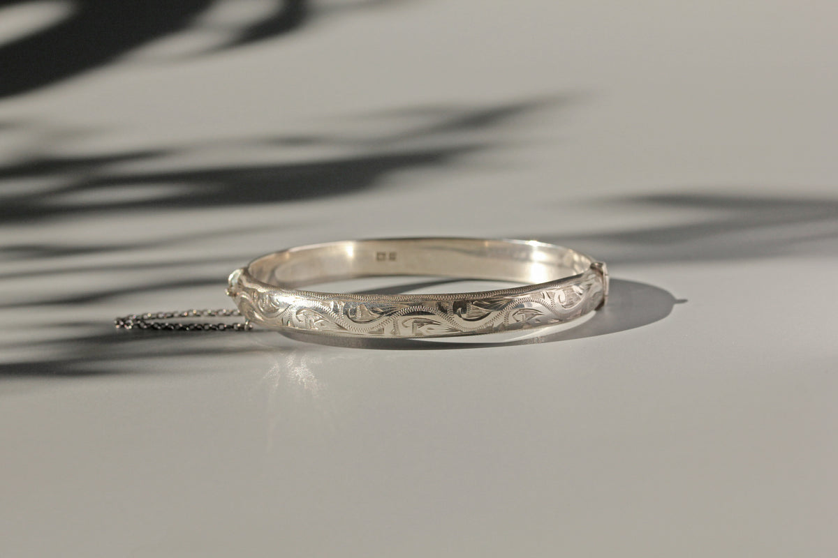 Vintage etched cuff bangle bracelet in sterling silver