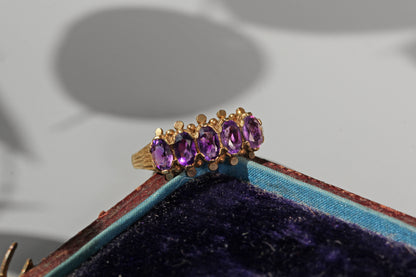 vintage amethyst ring in 9 carat gold