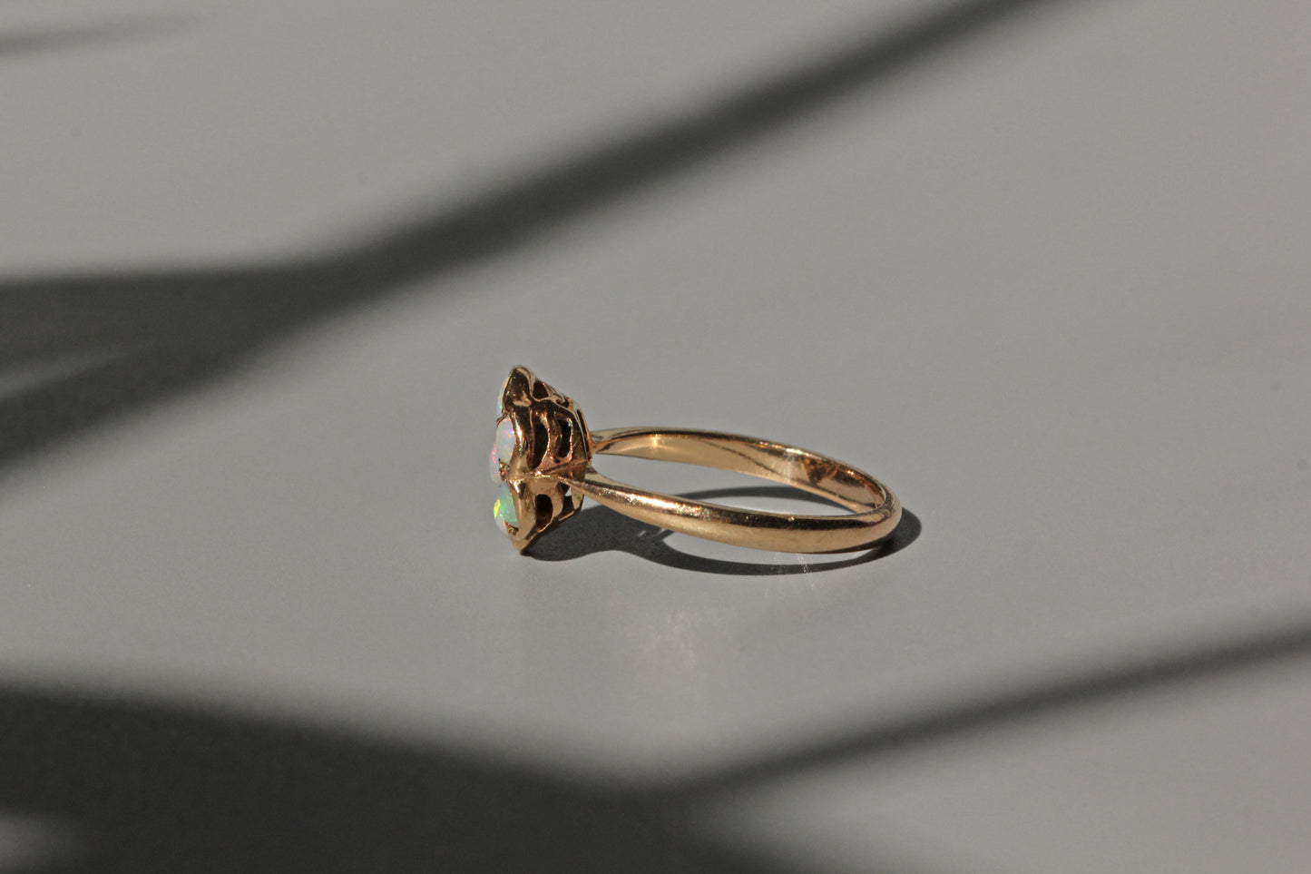 Vintage opal flower cluster ring, in 9 carat gold