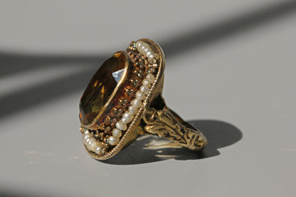 Antique georgian citrine and seed pearl ring, in 9 carat gold