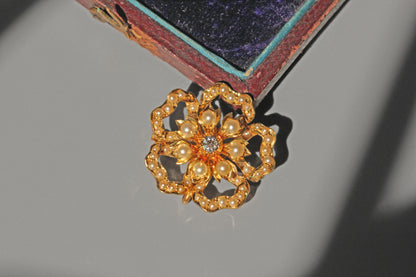 Antique victorian old cut diamond and pearl brooch pendant, in 15 carat gold