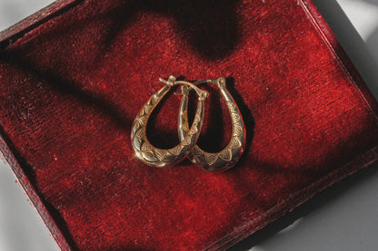 Vintage creole hoop earrings, in 9 carat gold