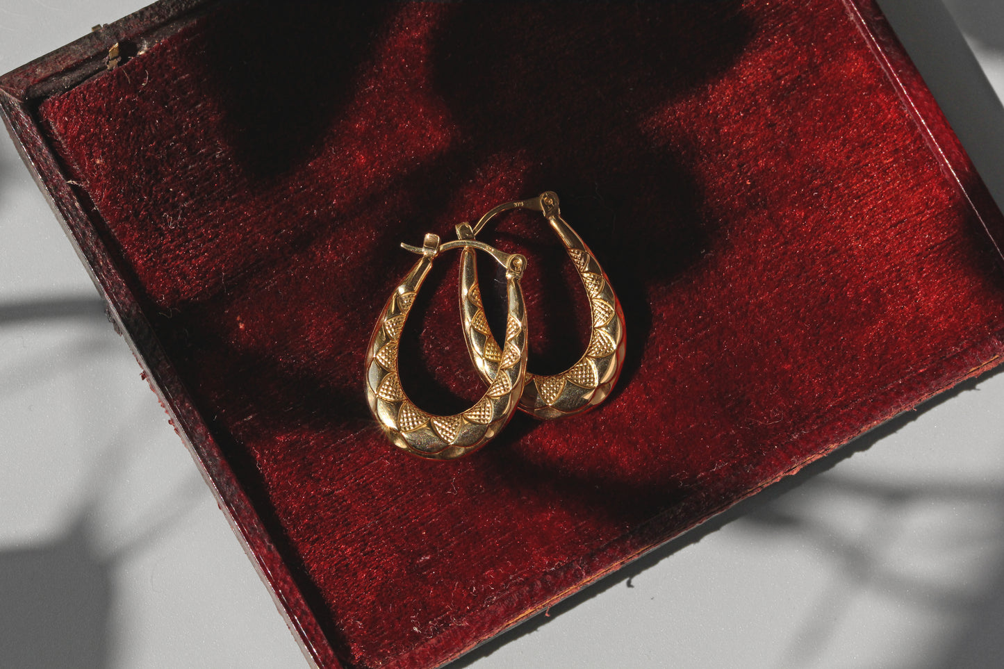 Vintage creole hoop earrings, in 9 carat gold
