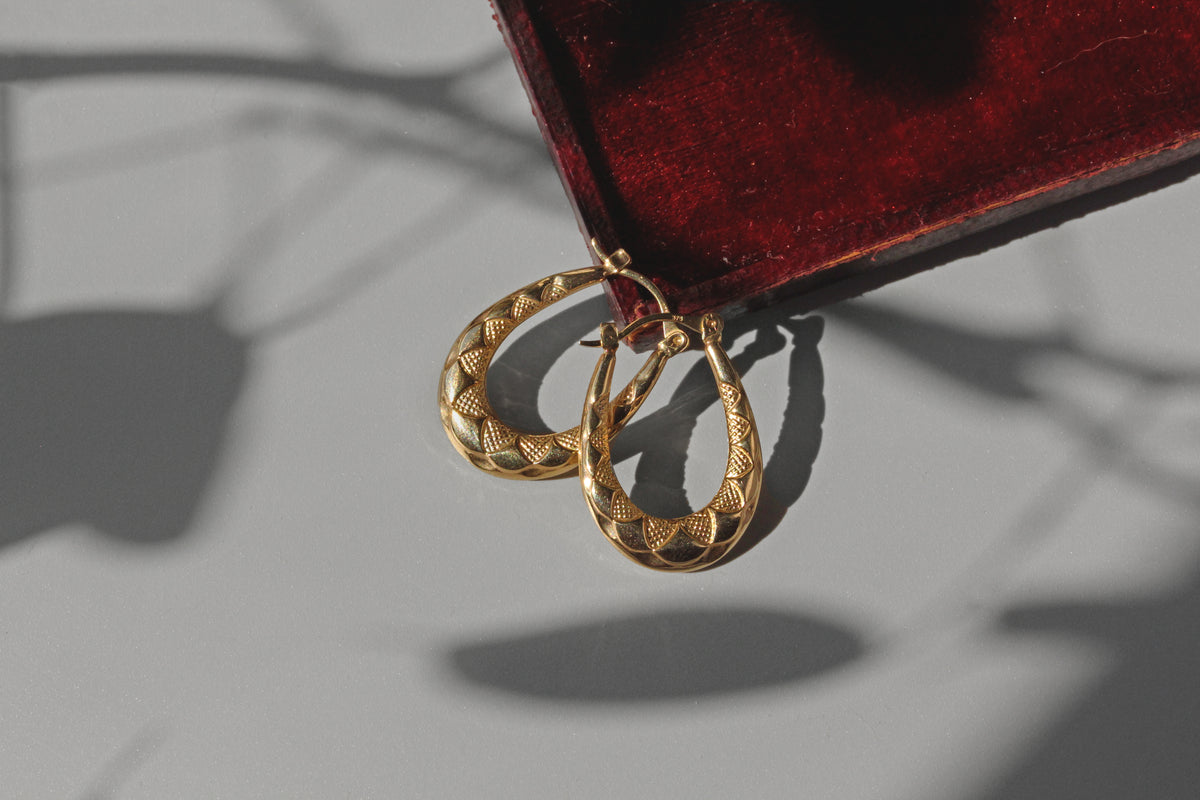 Vintage creole hoop earrings, in 9 carat gold