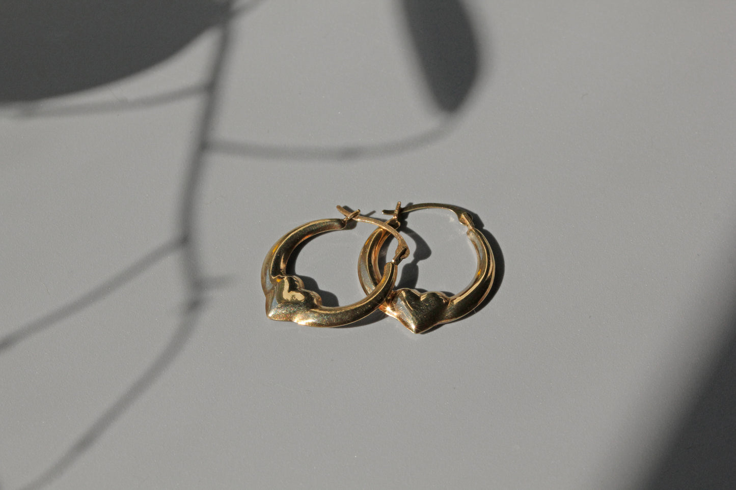 Vintage heart hoop earrings, in 9 carat gold