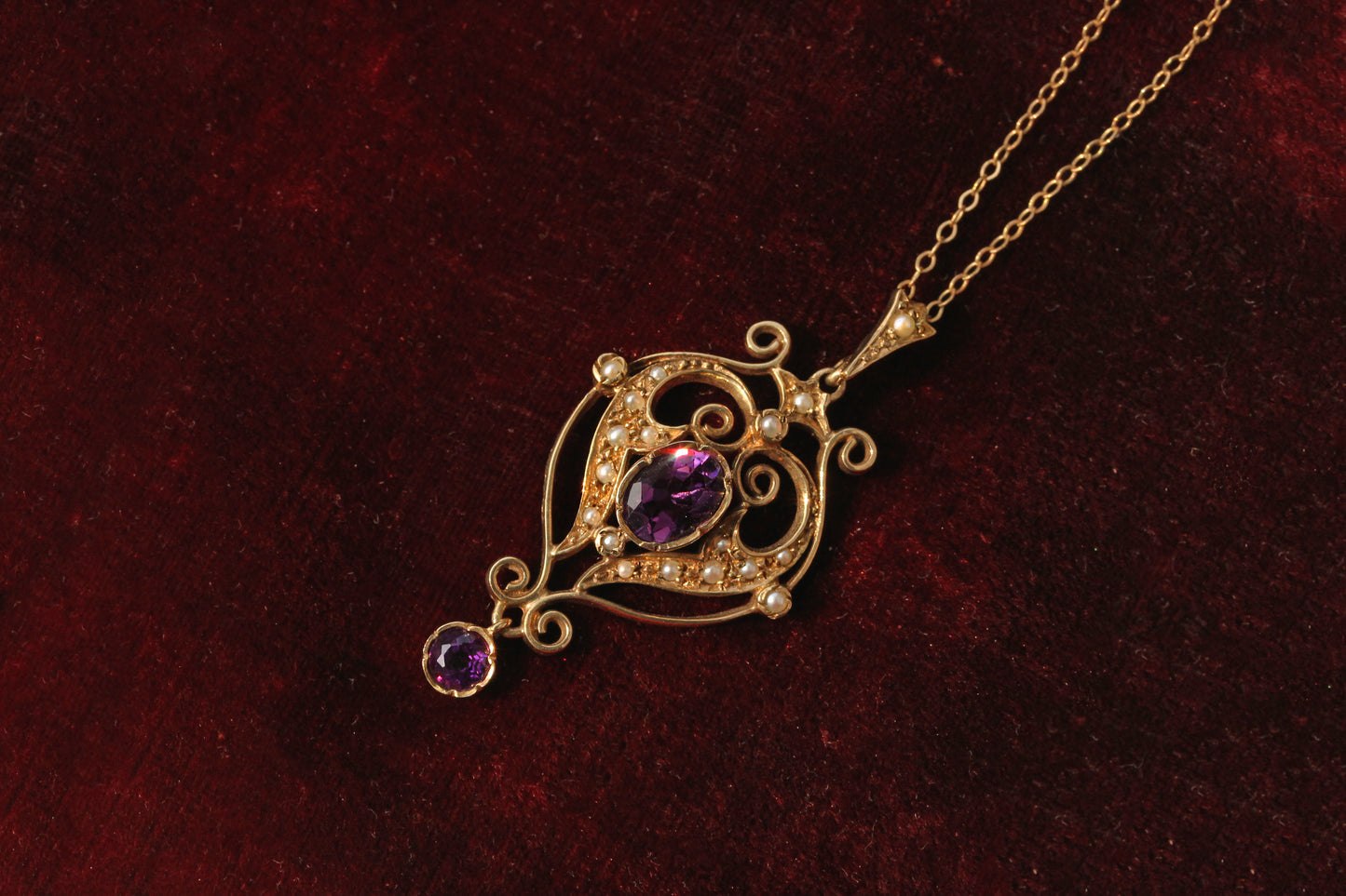 Vintage amethyst & pearl lavaliere pendant necklace, in 9 carat gold