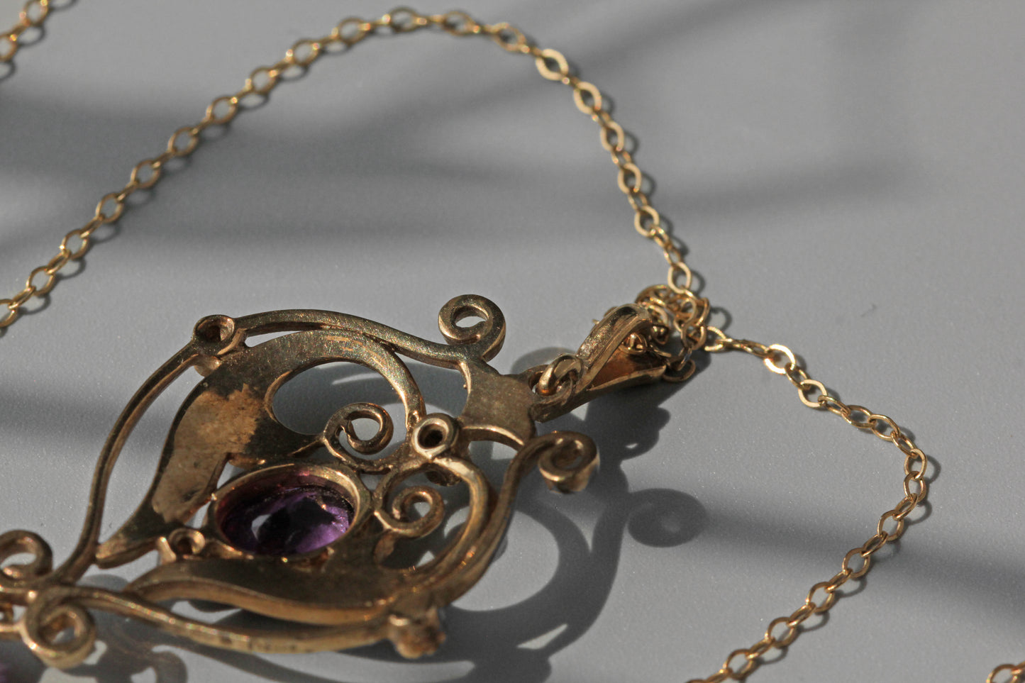 Vintage amethyst & pearl lavaliere pendant necklace, in 9 carat gold