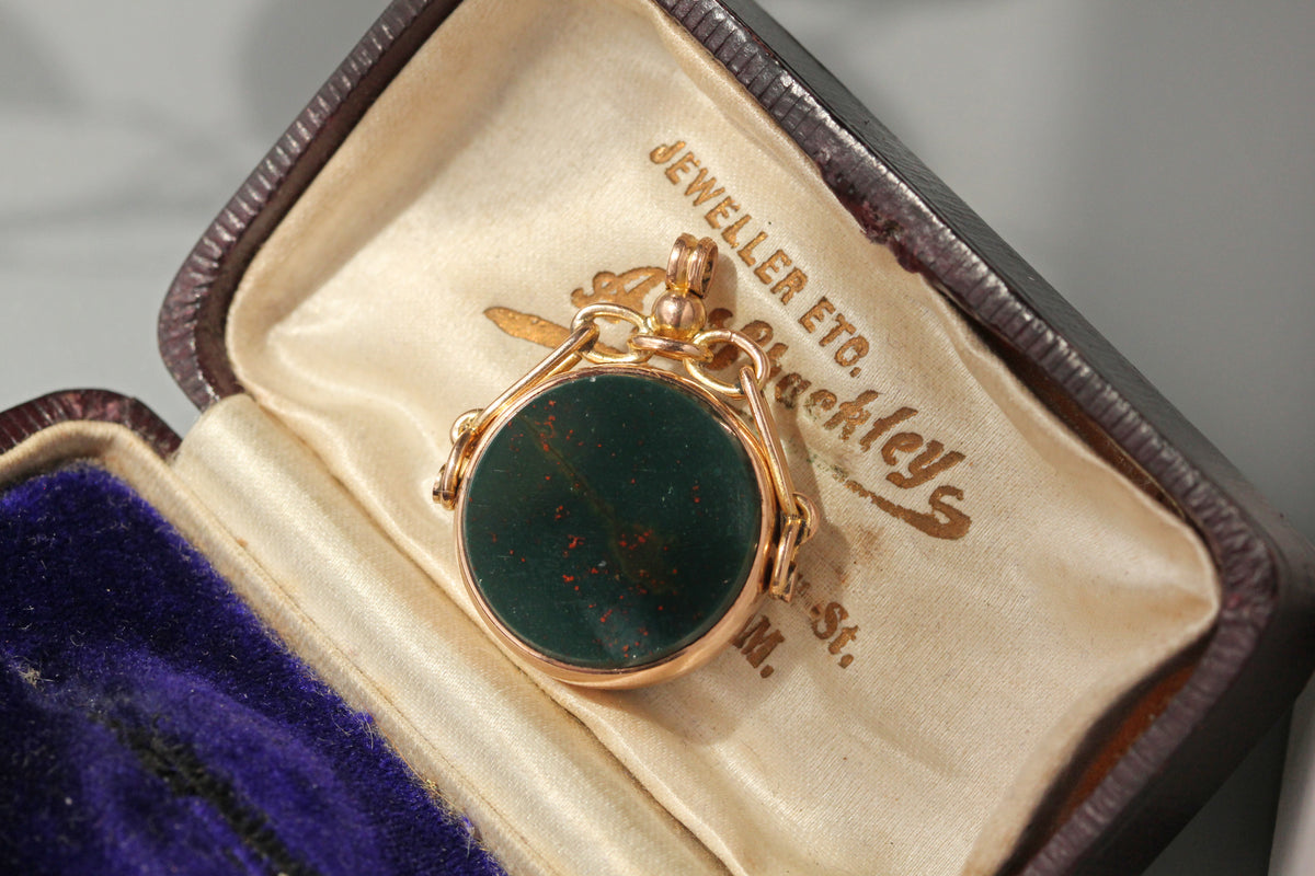 Antique Edwardian carnelian and bloodstone fob seal in 9 carat gold in antique jewellery box