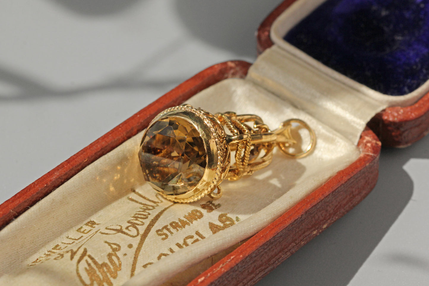 Vintage smoky quartz fob seal, in 9 carat gold
