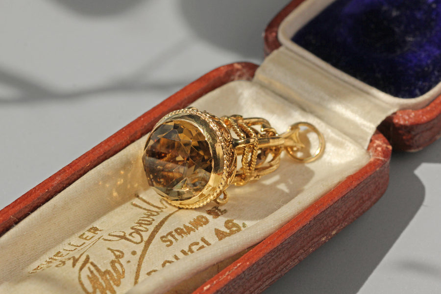 Vintage smoky quartz fob seal, in 9 carat gold