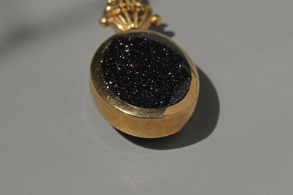 Vintage goldstone fob pendant, in 9 carat gold