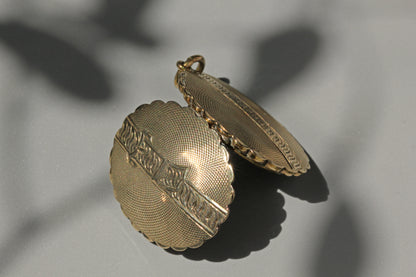 Antique victorian belt buckle locket, in 9 carat gold