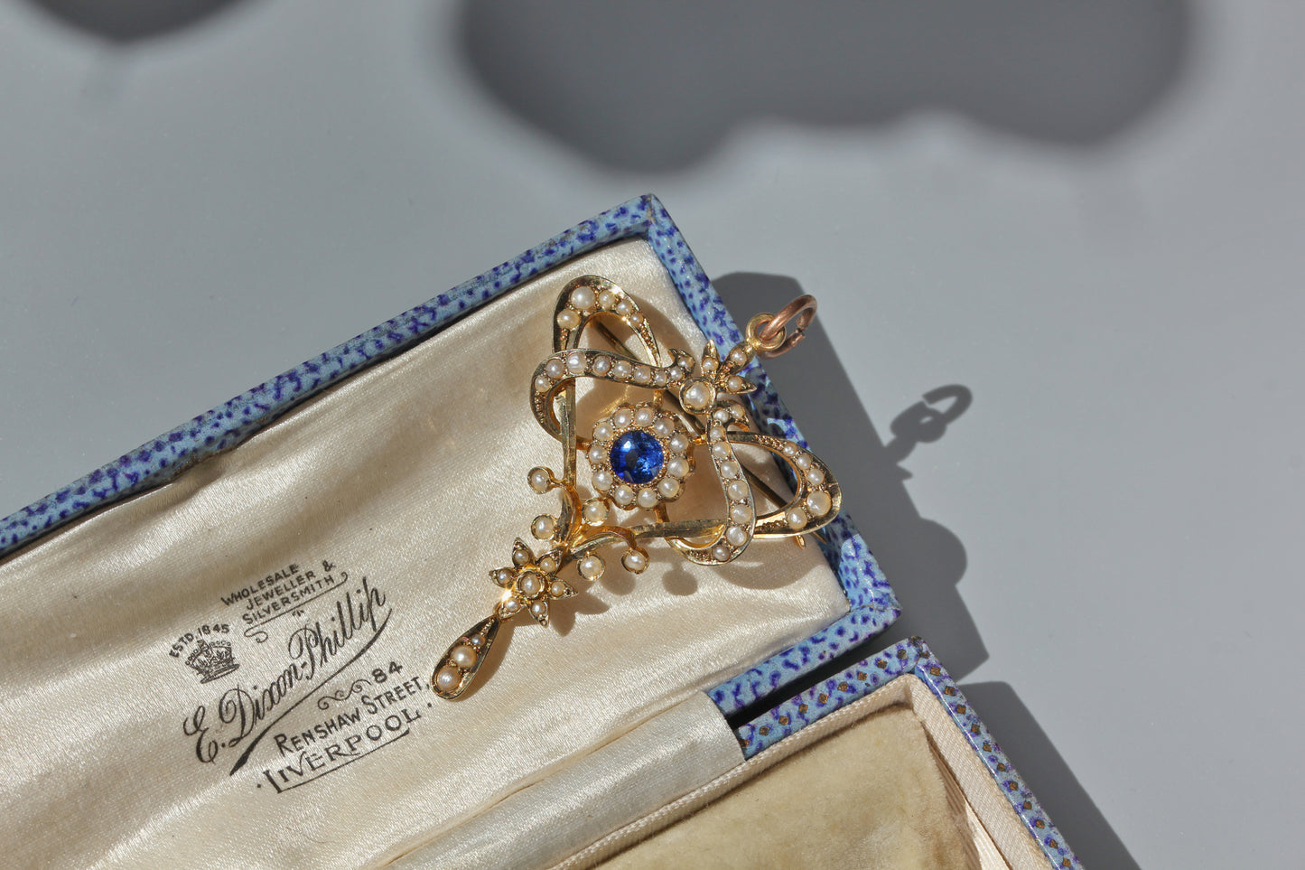 art nouveau antique pendant with pearls in 9ct gold
