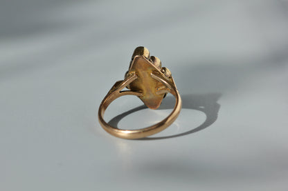 Back view of the gallery of an antique victorian gold ring