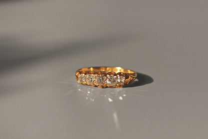 Antique georgian old cut diamond ring, in 18 carat gold