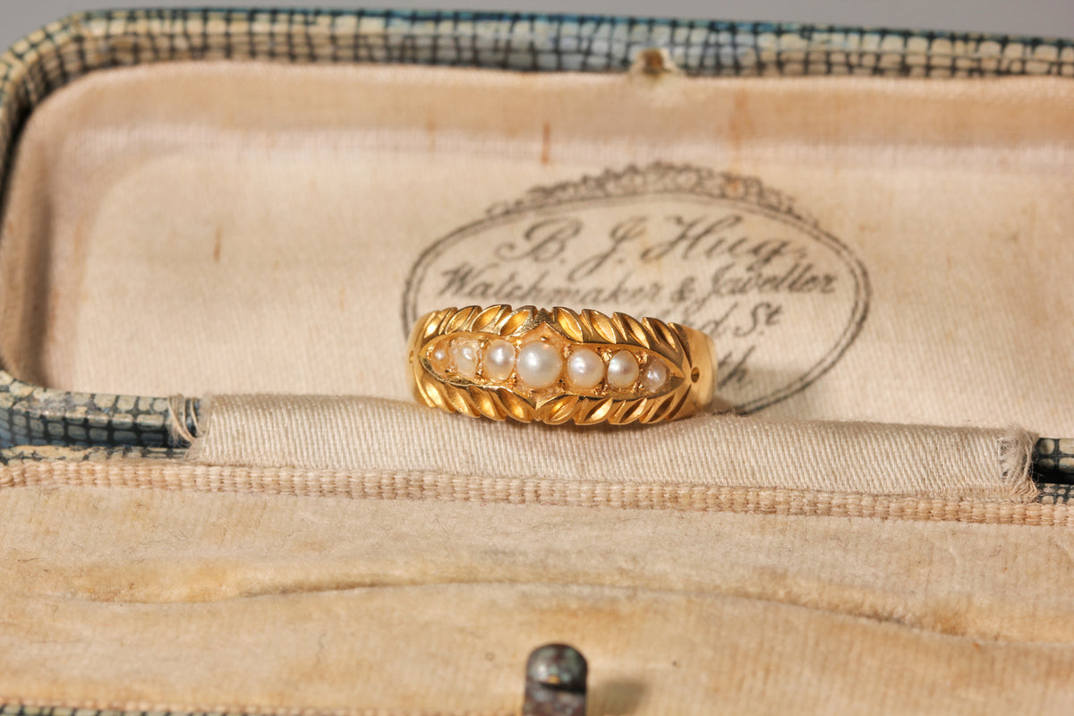 18ct gold victorian pearl band ring in antique box